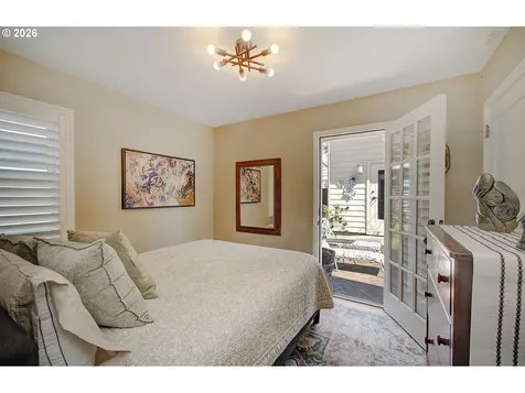 108 E 35th Street Vancouver WA 98663