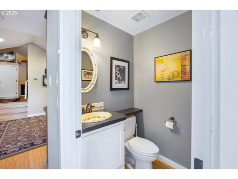 108 E 35th Street Vancouver WA 98663
