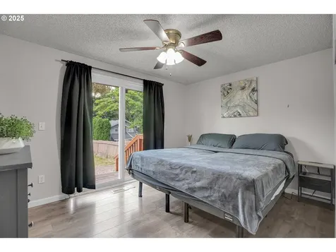1897 SW Binford Lake Parkway Gresham OR 97080