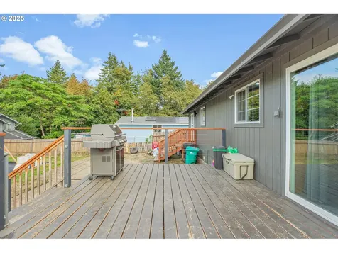 1897 SW Binford Lake Parkway Gresham OR 97080