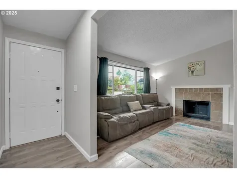 1897 SW Binford Lake Parkway Gresham OR 97080