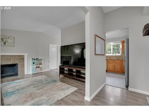 1897 SW Binford Lake Parkway Gresham OR 97080