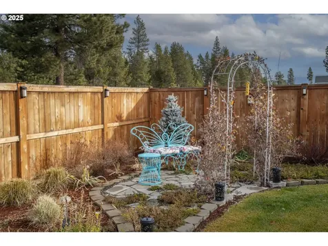 16610 Pine Creek Drive La Pine OR 97739