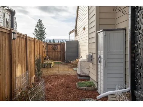 16610 Pine Creek Drive La Pine OR 97739