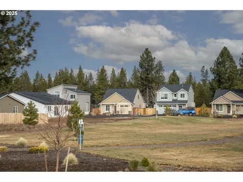 16610 Pine Creek Drive La Pine OR 97739
