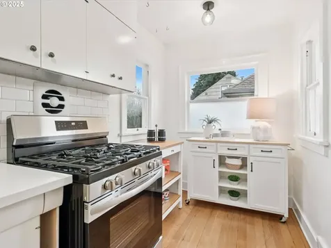 1515 NE 57th Avenue Portland OR 97213