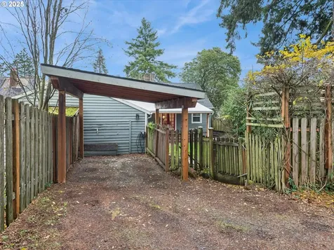 1515 NE 57th Avenue Portland OR 97213