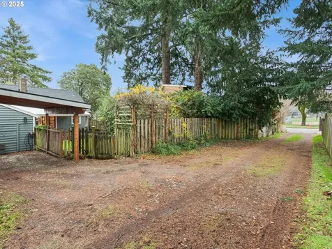 1515 NE 57th Avenue Portland OR 97213