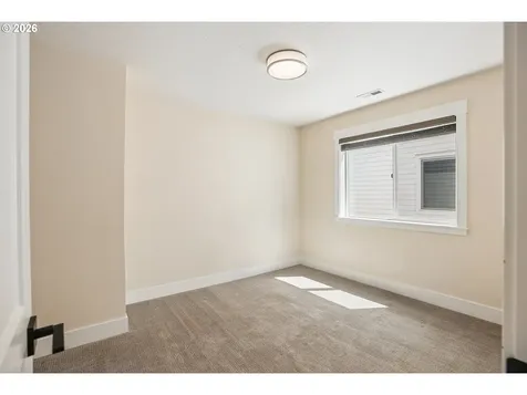 6517 SE Woodstock Boulevard Portland OR 97206