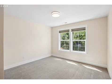 6517 SE Woodstock Boulevard Portland OR 97206