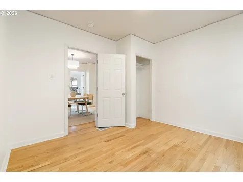8306 SE Taylor Court Portland OR 97216