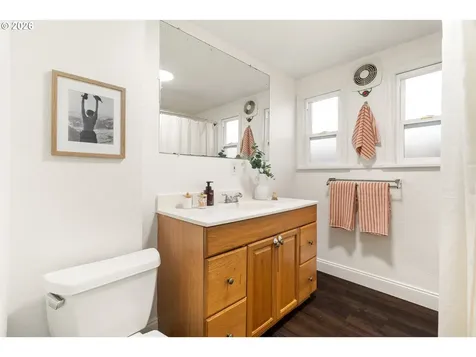 8306 SE Taylor Court Portland OR 97216