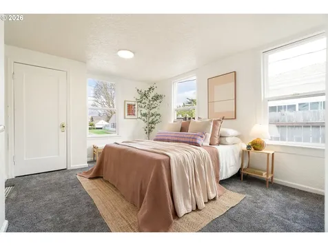8306 SE Taylor Court Portland OR 97216