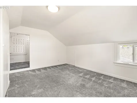 8306 SE Taylor Court Portland OR 97216