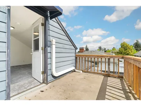 8306 SE Taylor Court Portland OR 97216