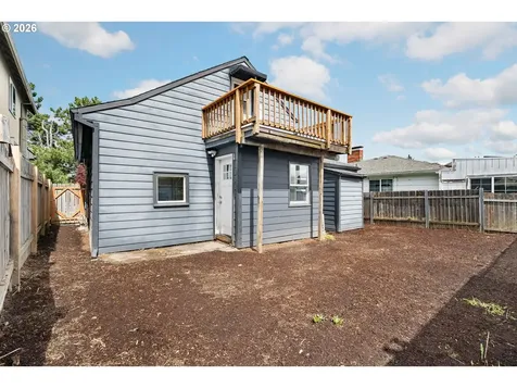 8306 SE Taylor Court Portland OR 97216