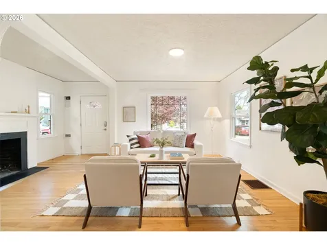 8306 SE Taylor Court Portland OR 97216