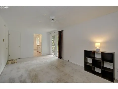 10020 NE Oakhurst Drive Vancouver WA 98662