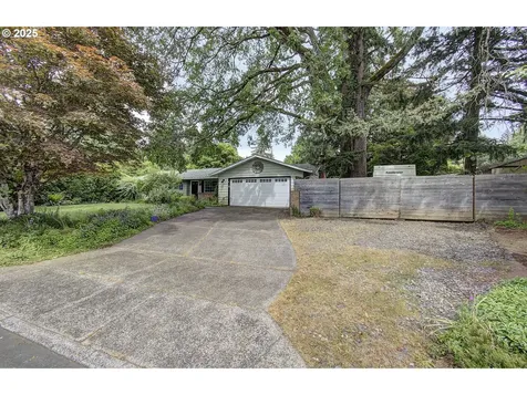 10020 NE Oakhurst Drive Vancouver WA 98662