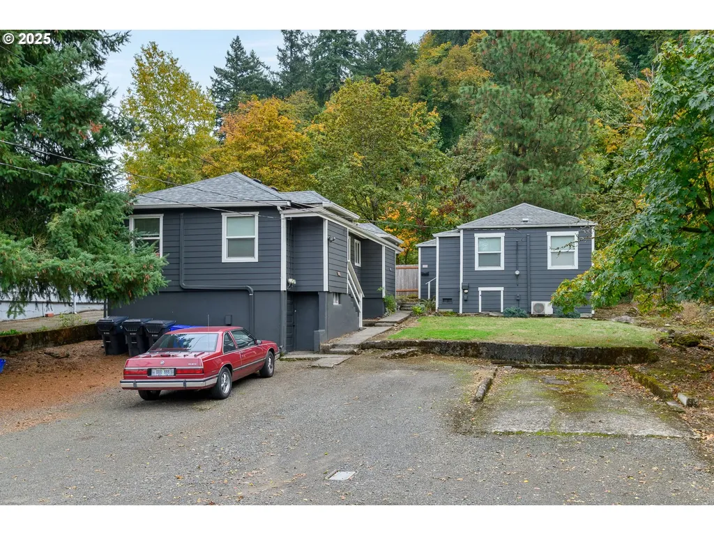 114 S John Adams Street Oregon City OR 97045