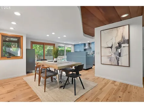 115 Ash Street Lake Oswego OR 97034