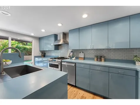 115 Ash Street Lake Oswego OR 97034