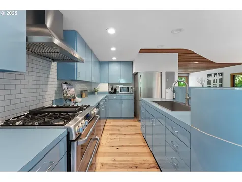 115 Ash Street Lake Oswego OR 97034
