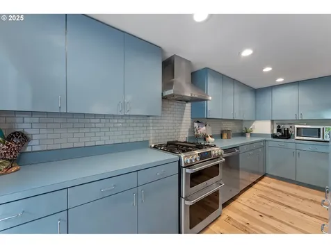 115 Ash Street Lake Oswego OR 97034