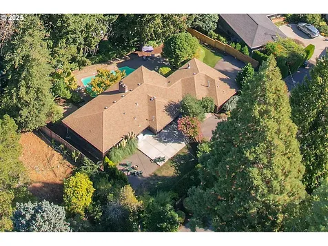115 Ash Street Lake Oswego OR 97034