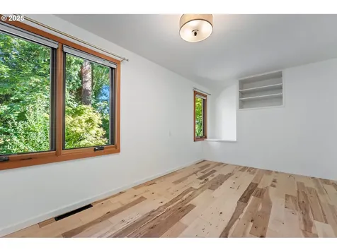115 Ash Street Lake Oswego OR 97034