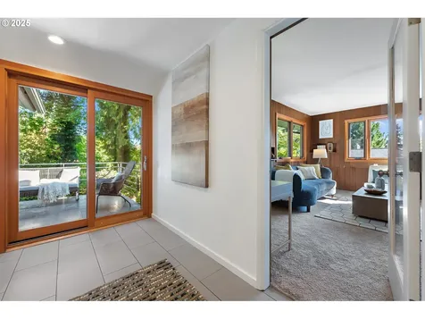 115 Ash Street Lake Oswego OR 97034