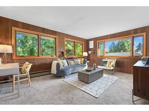 115 Ash Street Lake Oswego OR 97034