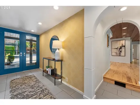 115 Ash Street Lake Oswego OR 97034