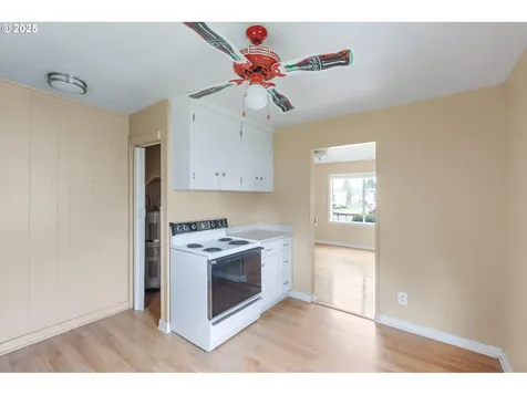 3143 Fir Street Longview WA 98632
