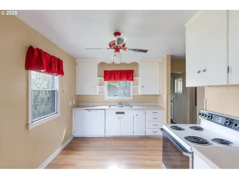 3143 Fir Street Longview WA 98632