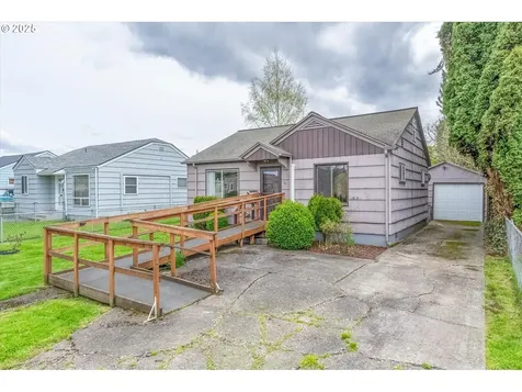 3143 Fir Street Longview WA 98632