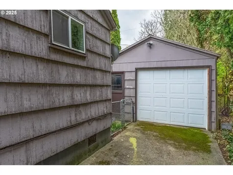 3143 Fir Street Longview WA 98632