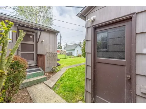 3143 Fir Street Longview WA 98632