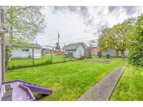 3143 Fir Street Longview WA 98632