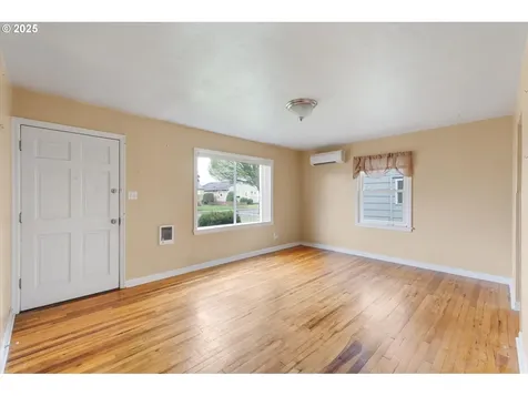 3143 Fir Street Longview WA 98632