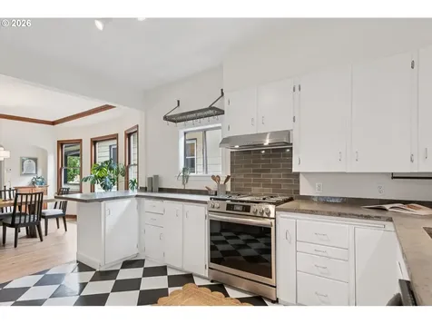 1415 SE 50th Avenue Portland OR 97215