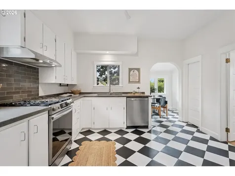 1415 SE 50th Avenue Portland OR 97215