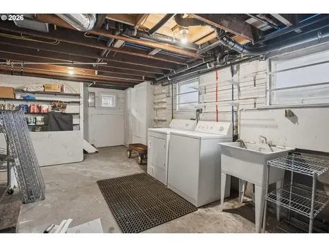 1415 SE 50th Avenue Portland OR 97215