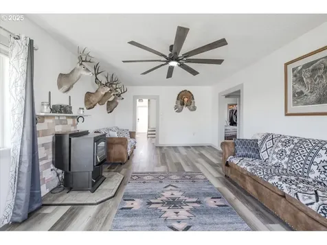 8668 Stayton Road SE Turner OR 97392