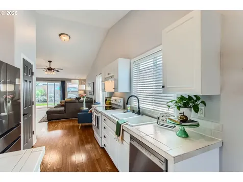 8905 NE 72nd Street Vancouver WA 98662