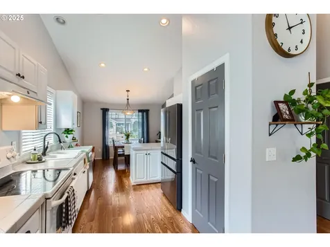 8905 NE 72nd Street Vancouver WA 98662