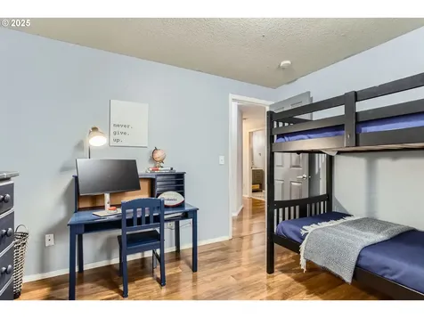 8905 NE 72nd Street Vancouver WA 98662