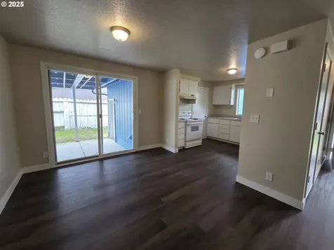232 Columbia Loop Road Roseburg OR 97471