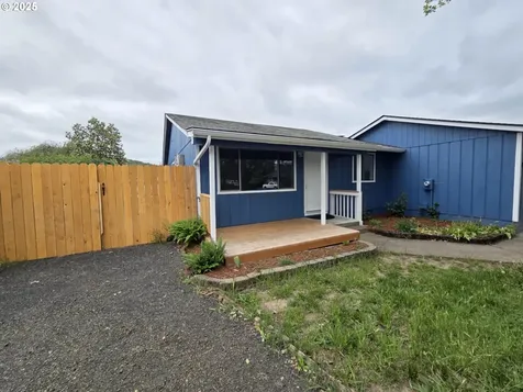 232 Columbia Loop Road Roseburg OR 97471