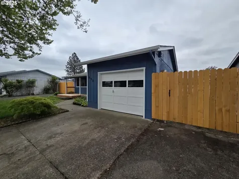 232 Columbia Loop Road Roseburg OR 97471